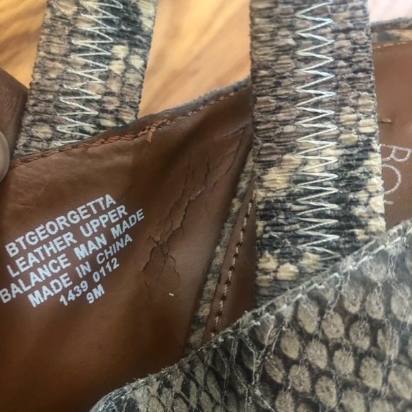 Leopard Platform Wedge Sandals - Picture 4 of 6